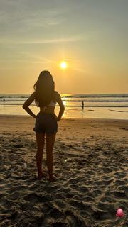 Kim Sharma feet photo 5