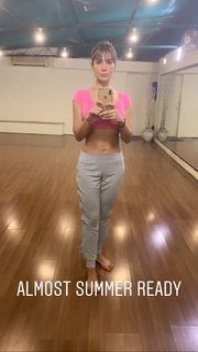 Kim Sharma feet photo 2