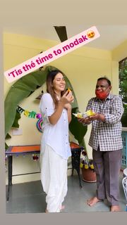 Kim Sharma feet photo 13
