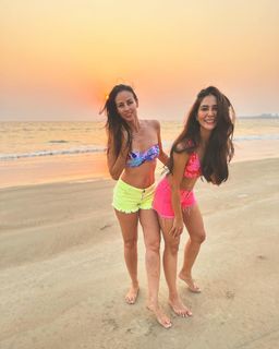 Kim Sharma feet photo 18