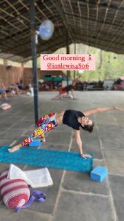 Kim Sharma feet photo 11