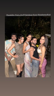 Kim Sharma feet photo 6
