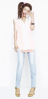 Kim So-eun feet photo 12