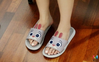 Kim So-eun feet photo 1