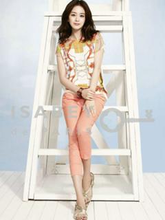 Kim Tae-hee feet photo thumbnail