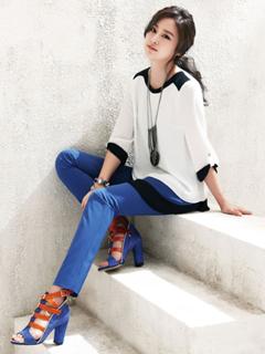 Kim Tae-hee feet photo thumbnail