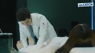 Kim Tae-hee feet photo thumbnail