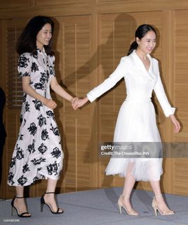 Kim Tae-ri feet photo 9