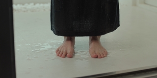 Kim Yoo Jung feet photo 18