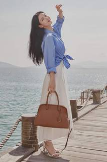 Kim Yoo Jung feet photo 14