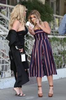 Kim Zolciak-Biermann feet photo thumbnail