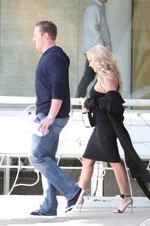 Kim Zolciak-Biermann feet photo thumbnail