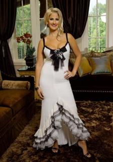 Kim Zolciak-Biermann feet photo thumbnail