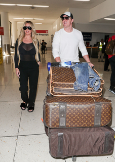 Kim Zolciak-Biermann feet photo thumbnail