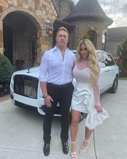 Kim Zolciak-Biermann feet photo thumbnail