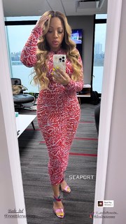 Kimberley A. Martin feet photo 1