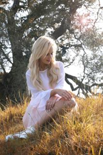 Kimberley Crossman feet photo 1