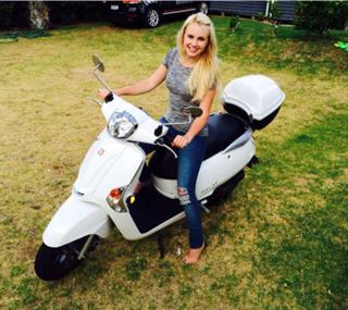 Kimberley Crossman feet photo 20