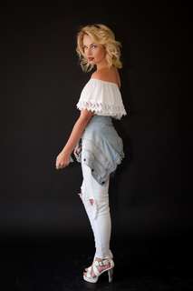 Kimberley Crossman feet photo 5