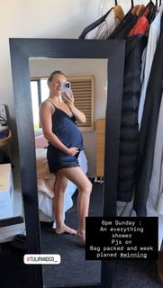 Kimberley Crossman feet photo 14
