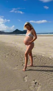 Kimberley Crossman feet photo 12