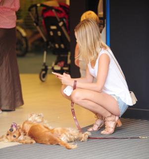 Kimberley Garner feet photo thumbnail