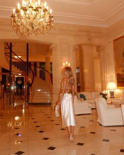 Kimberley Garner feet photo thumbnail