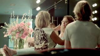 Kimberley Walsh feet photo thumbnail