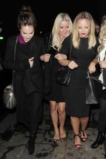 Kimberley Walsh feet photo thumbnail