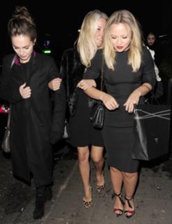 Kimberley Walsh feet photo thumbnail