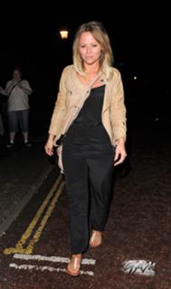 Kimberley Walsh feet photo thumbnail