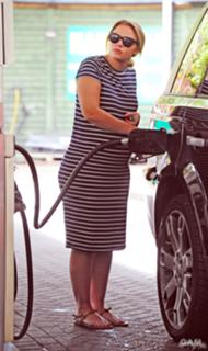 Kimberley Walsh feet photo thumbnail