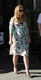 Kimberley Walsh feet photo thumbnail