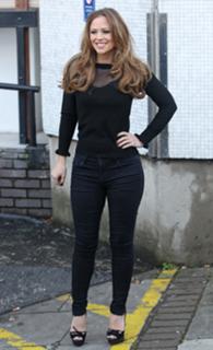 Kimberley Walsh feet photo thumbnail