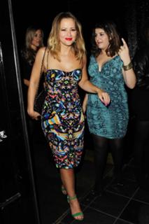 Kimberley Walsh feet photo thumbnail