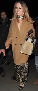 Kimberley Walsh feet photo thumbnail