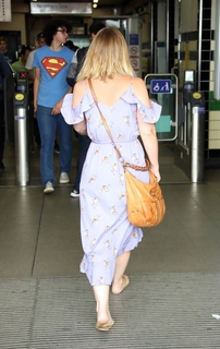 Kimberley Walsh feet photo thumbnail