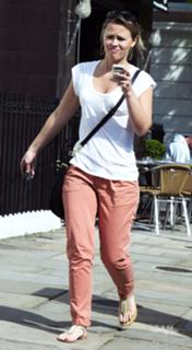 Kimberley Walsh feet photo thumbnail