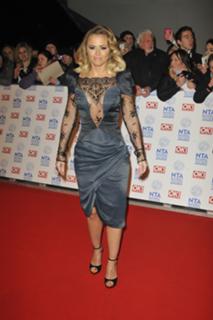 Kimberley Walsh feet photo thumbnail