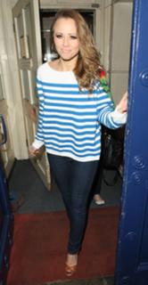 Kimberley Walsh feet photo thumbnail