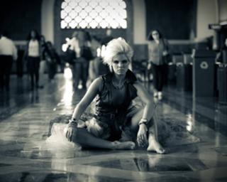 Kimberly Caldwell feet photo 8