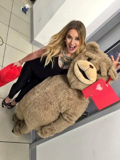 Kimberly Dos Ramos feet photo 3