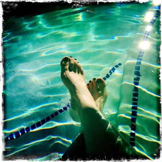 Kimberly J. Brown feet photo 17