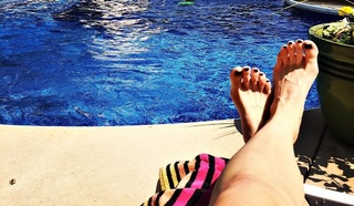 Kimberly J. Brown feet photo 5