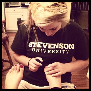Kimberly J. Brown feet photo 2