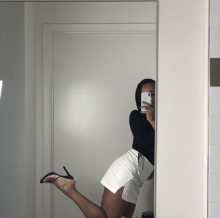 Kimberly Johansson feet photo 3