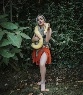 Kimberly Loaiza feet photo thumbnail