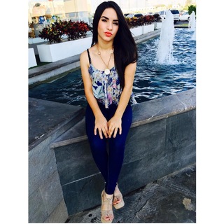 Kimberly Loaiza feet photo thumbnail