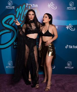 Kimberly Loaiza feet photo thumbnail