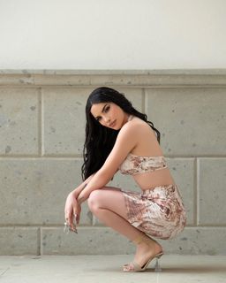Kimberly Loaiza feet photo thumbnail